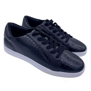 Katy Perry crocodile lace up luxe sneakers black/white women Size 7 1/2